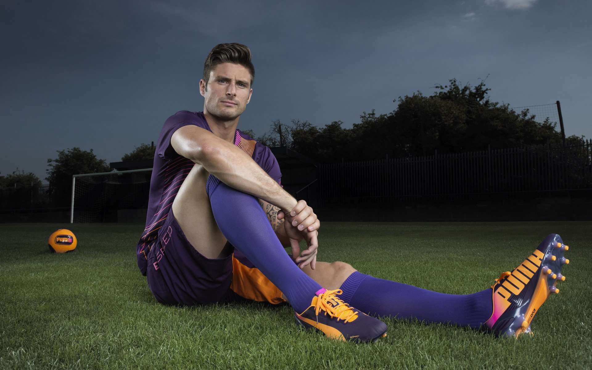 青少年足球教练员国际交流项目频繁开展，提升培训质量，全国青少年校园足球教练员培训