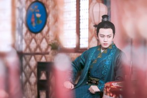 开云官网APP下载-《CS_GO》赛事对硬件产业的促进：高端显卡与外设的需求，csgo比赛用的什么显示器