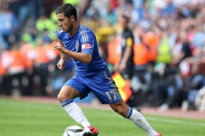 kaiyun登录入口-湖人后卫展示控球技巧连续摆脱三名防守者，湖人后卫展示控球技巧连续摆脱三名防守者